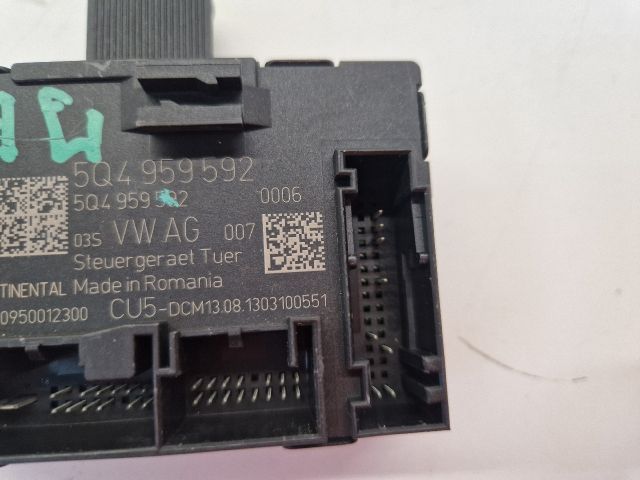 bontott VW GOLF VII Jobb első Ajtó Vezérlőegység