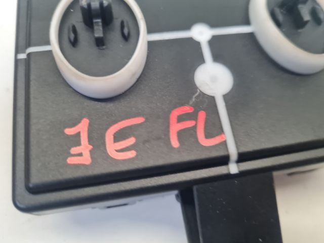 bontott VW GOLF VII Jobb első Ajtó Vezérlőegység