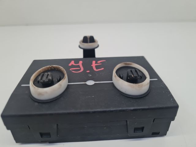 bontott VW GOLF VII Jobb első Ajtó Vezérlőegység