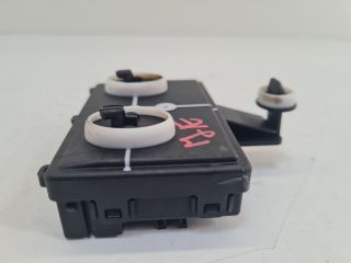 bontott VW GOLF VII Jobb első Ajtó Vezérlőegység