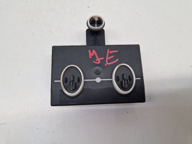 bontott VW GOLF VII Jobb első Ajtó Vezérlőegység