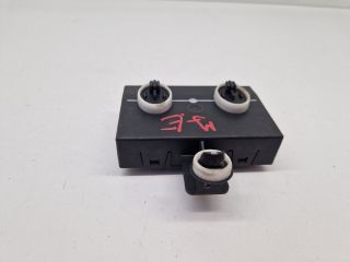 bontott VW GOLF VII Jobb első Ajtó Vezérlőegység