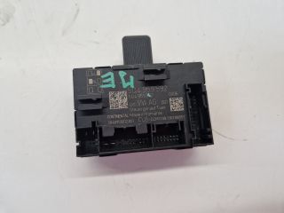 bontott VW GOLF VII Jobb első Ajtó Vezérlőegység