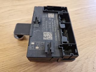 bontott VW GOLF VII Jobb első Ajtó Vezérlőegység