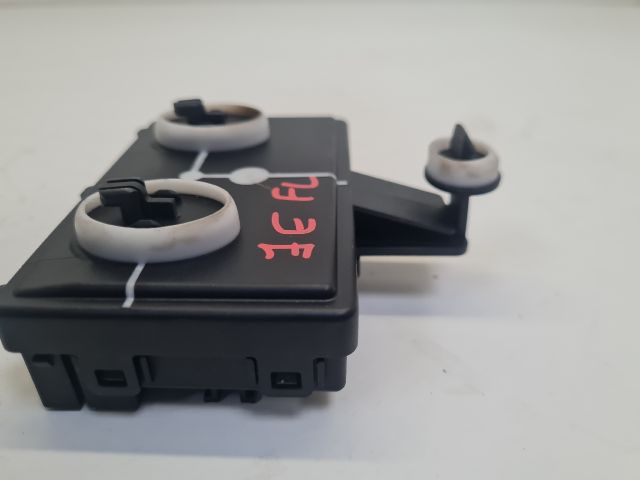 bontott VW GOLF VII Jobb első Ajtó Vezérlőegység