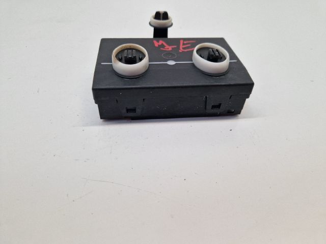 bontott VW GOLF VII Jobb első Ajtó Vezérlőegység