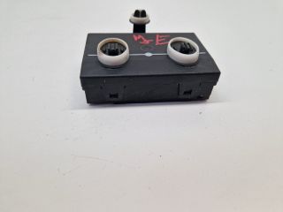 bontott VW GOLF VII Jobb első Ajtó Vezérlőegység