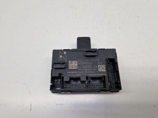 bontott VW GOLF VII Jobb első Ajtó Vezérlőegység