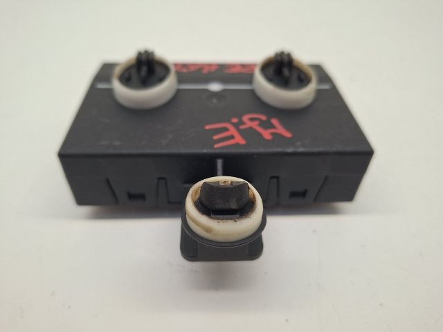 bontott VW GOLF VII Jobb első Ajtó Vezérlőegység