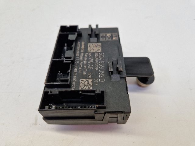 bontott VW GOLF VII Jobb első Ajtó Vezérlőegység