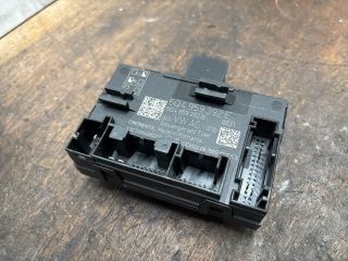 bontott VW GOLF VII Jobb első Ajtó Vezérlőegység