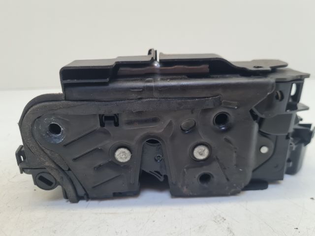 bontott VW GOLF VII Jobb első Ajtózár