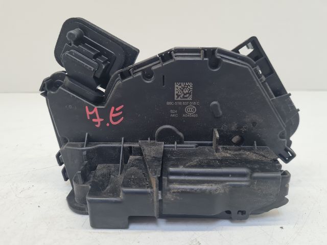 bontott VW GOLF VII Jobb első Ajtózár