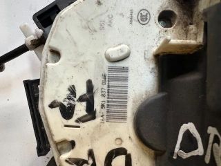 bontott VW GOLF VII Jobb első Ajtózár