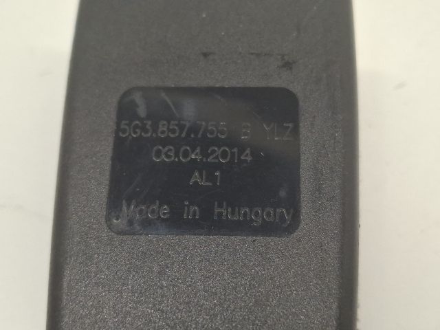 bontott VW GOLF VII Jobb első Biztonsági Öv Csat