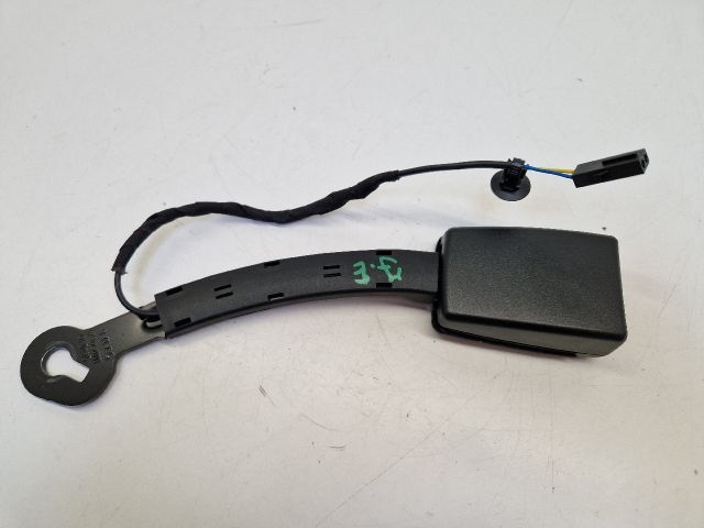 bontott VW GOLF VII Jobb első Biztonsági Öv Csat