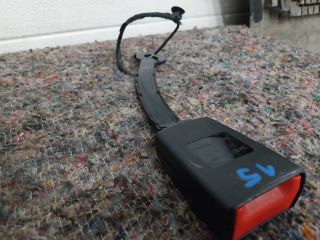 bontott VW GOLF VII Jobb első Biztonsági Öv Csat