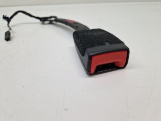 bontott VW GOLF VII Jobb első Biztonsági Öv Csat