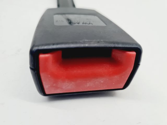 bontott VW GOLF VII Jobb első Biztonsági Öv Csat