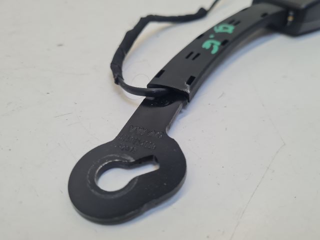 bontott VW GOLF VII Jobb első Biztonsági Öv Csat