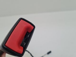 bontott VW GOLF VII Jobb első Biztonsági Öv Csat