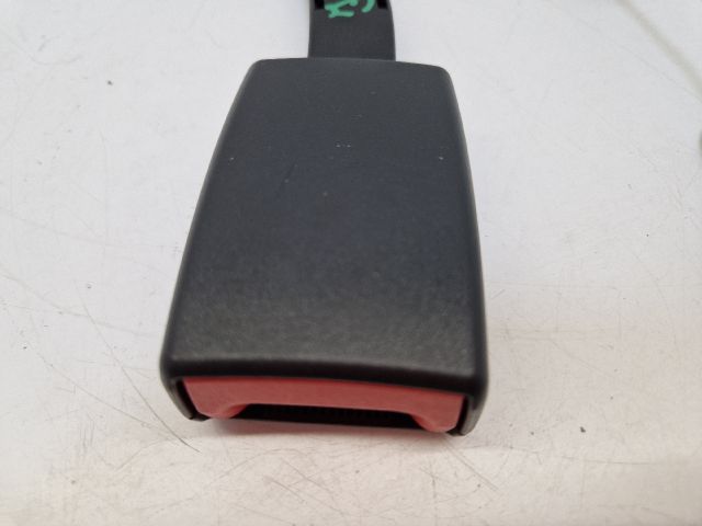 bontott VW GOLF VII Jobb első Biztonsági Öv Csat