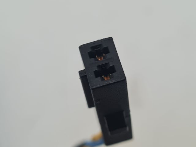 bontott VW GOLF VII Jobb első Biztonsági Öv Csat