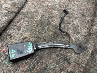 bontott VW GOLF VII Jobb első Biztonsági Öv Csat