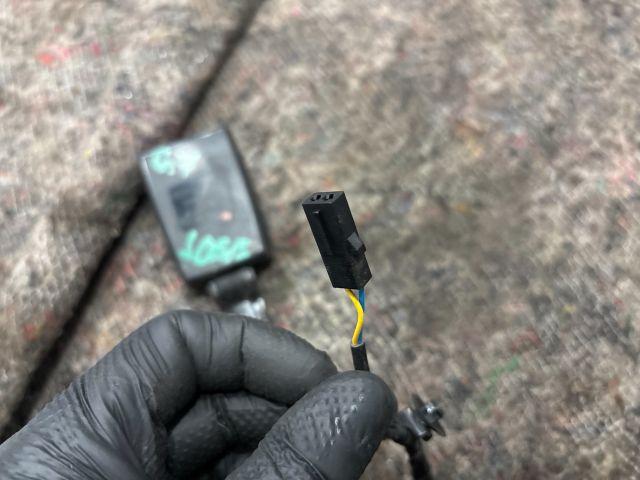 bontott VW GOLF VII Jobb első Biztonsági Öv Csat