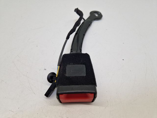 bontott VW GOLF VII Jobb első Biztonsági Öv Csat