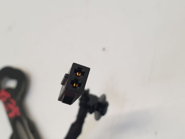 bontott VW GOLF VII Jobb első Biztonsági Öv Csat