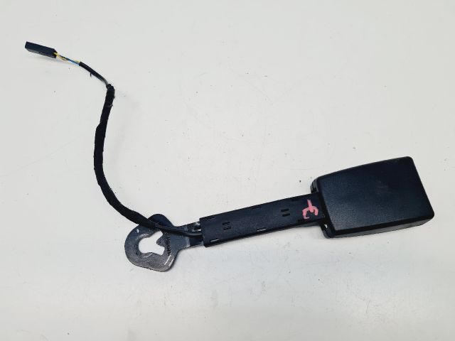 bontott VW GOLF VII Jobb első Biztonsági Öv Csat