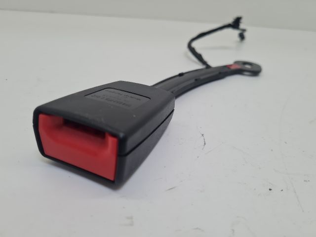 bontott VW GOLF VII Jobb első Biztonsági Öv Csat