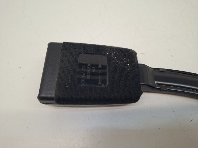 bontott VW GOLF VII Jobb első Biztonsági Öv Csat