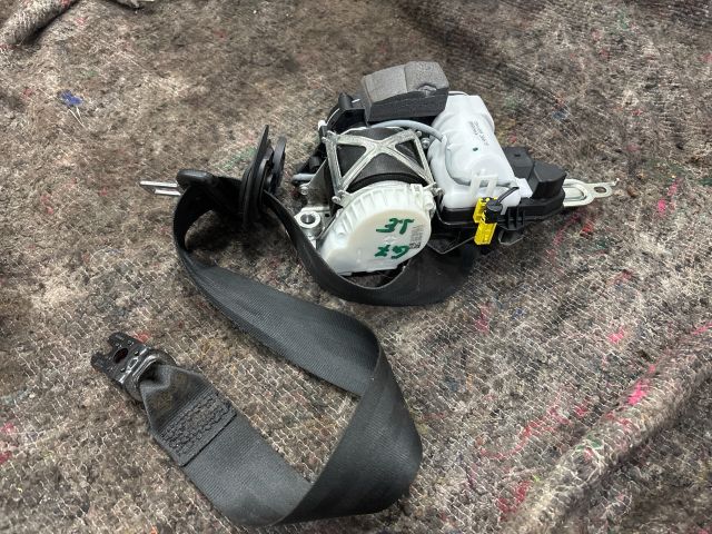 bontott VW GOLF VII Jobb első Biztonsági Öv