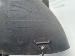 bontott VW GOLF VII Jobb első Dobbetét (Kerékjárati, Műanyag)