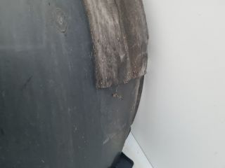 bontott VW GOLF VII Jobb első Dobbetét (Kerékjárati, Műanyag)