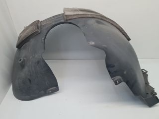 bontott VW GOLF VII Jobb első Dobbetét (Kerékjárati, Műanyag)