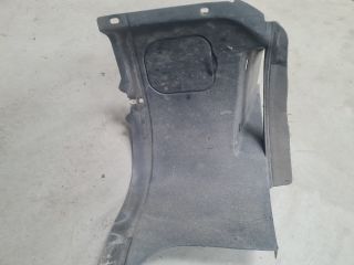 bontott VW GOLF VII Jobb első Első Dobbetét (Kerékjárati, Műanyag)