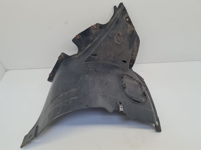 bontott VW GOLF VII Jobb első Első Dobbetét (Kerékjárati, Műanyag)