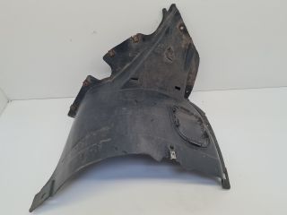 bontott VW GOLF VII Jobb első Első Dobbetét (Kerékjárati, Műanyag)