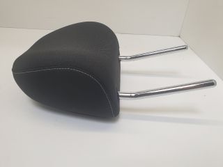 bontott VW GOLF VII Jobb első Fejtámla