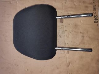 bontott VW GOLF VII Jobb első Fejtámla