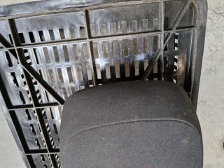 bontott VW GOLF VII Jobb első Fejtámla