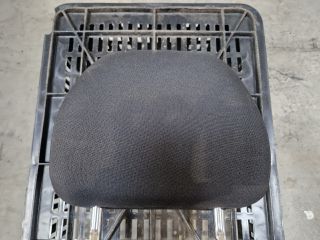 bontott VW GOLF VII Jobb első Fejtámla