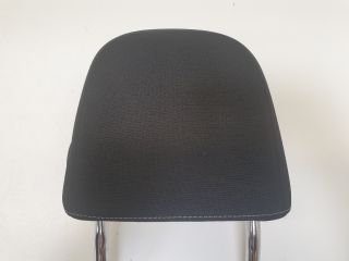 bontott VW GOLF VII Jobb első Fejtámla