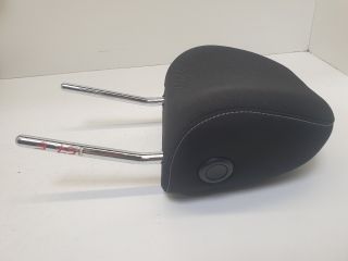 bontott VW GOLF VII Jobb első Fejtámla