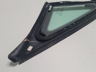 bontott VW GOLF VII Jobb első Fixüveg (Ajtóban)