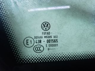 bontott VW GOLF VII Jobb első Fixüveg (Ajtóban)