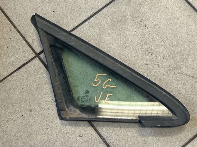 bontott VW GOLF VII Jobb első Fixüveg (Ajtóban)